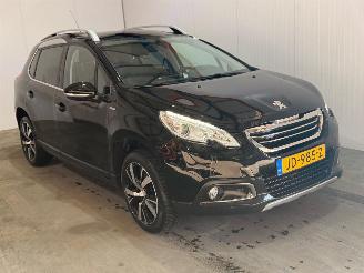 Peugeot 2008 1.2 12V e-THP PureTech 110 MPV  Benzine 1.199cc 81kW (110pk) FWD picture 3