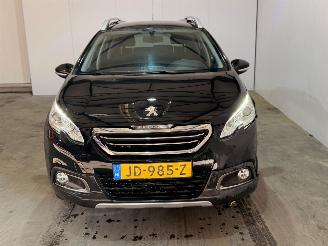 Peugeot 2008 1.2 12V e-THP PureTech 110 MPV  Benzine 1.199cc 81kW (110pk) FWD picture 4