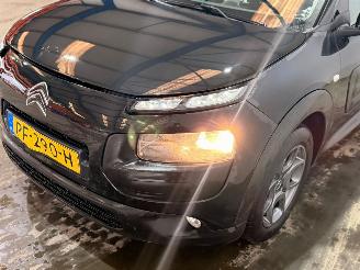 Citroën C4 cactus 1.2 PureTech 110 12V Hatchback 4Dr Benzine 1.199cc 81kW (110pk) FWD picture 7