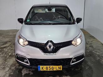 Renault Captur 1.2 AUT TCE 16V EDC SUV  Benzine 1.197cc 88kW (120pk) FWD picture 4