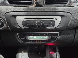 Renault Scenic 1.2 16V TCe 115 Energy MPV  Benzine 1.197cc 85kW (116pk) FWD picture 13