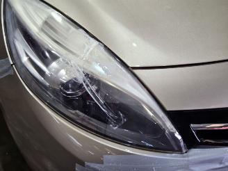 Renault Scenic 1.2 16V TCe 115 Energy MPV  Benzine 1.197cc 85kW (116pk) FWD picture 5