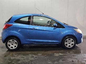 uszkodzony samochody osobowe Ford Ka 1.2 Hatchback  Benzine 1.242cc 51kW (69pk) FWD 2009/6