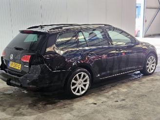 uszkodzony samochody osobowe Volkswagen Golf 1.6 TDI BlueMotion 16V Combi/o  Diesel 1.598cc 81kW (110pk) FWD 2017/2