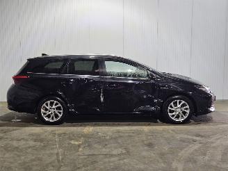 Toyota Auris 1.8 16V Hybrid Combi/o  Elektrisch Benzine 1.798cc 100kW (136pk) FWD picture 2