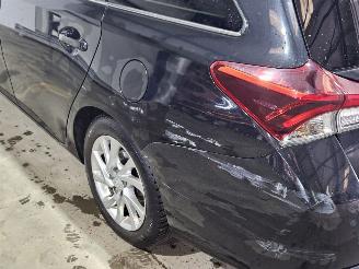 Toyota Auris 1.8 16V Hybrid Combi/o  Elektrisch Benzine 1.798cc 100kW (136pk) FWD picture 10