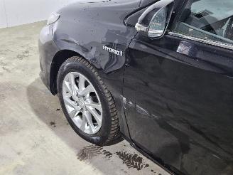 Toyota Auris 1.8 16V Hybrid Combi/o  Elektrisch Benzine 1.798cc 100kW (136pk) FWD picture 11