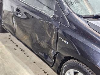 Toyota Auris 1.8 16V Hybrid Combi/o  Elektrisch Benzine 1.798cc 100kW (136pk) FWD picture 4