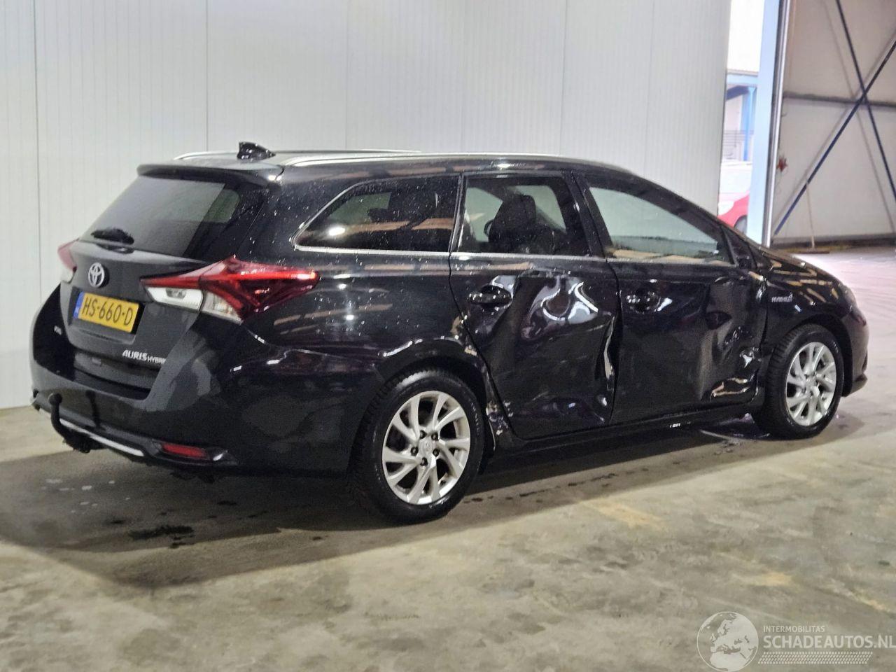 Toyota Auris 1.8 16V Hybrid Combi/o  Elektrisch Benzine 1.798cc 100kW (136pk) FWD