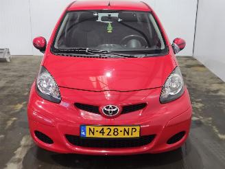 Toyota Aygo 1.0 12V VVT-i Hatchback  Benzine 998cc 50kW (68pk) FWD picture 4