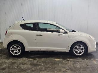 Alfa Romeo MiTo 1.3 JTDm 16V Eco Hatchback  Diesel 1.248cc 62kW (84pk) FWD picture 2