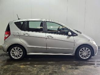 Mercedes A-klasse 2.0 A-180 CDI 16V 5-Drs. Hatchback 4Dr Diesel 1.991cc 80kW (109pk) FWD picture 2