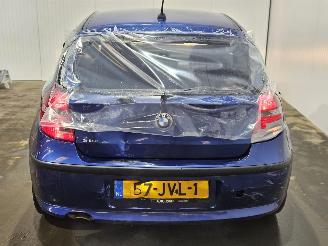 BMW 1-serie 116i 2.0 16V Hatchback 2Dr Benzine 1.995cc 90kW (122pk) RWD picture 4