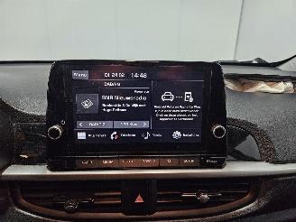 Kia Picanto 1.0 DPi 12V Hatchback  Benzine 998cc 49kW (67pk) FWD picture 13