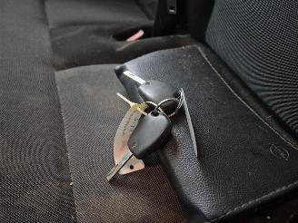 Opel Movano 2.3 CDTi AUT 16V FWD Bestel  Diesel 2.299cc 110kW (150pk) FWD picture 14