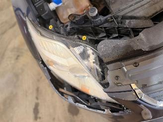 Ford Kuga 2.0 TDCi 16V SUV  Diesel 1.997cc 100kW (136pk) FWD picture 9