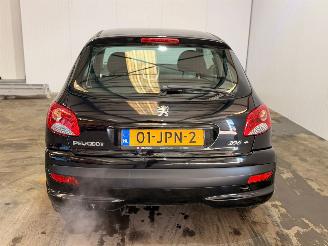 Peugeot 206+ 1.4 XS Hatchback  Benzine 1.360cc 55kW (75pk) FWD picture 2