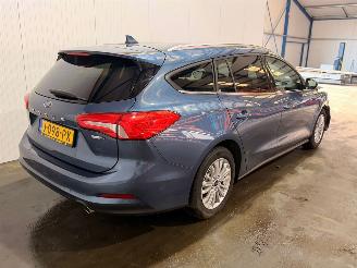 Ford Focus 1.0 EcoBoost 12V Hybrid 125 Combi/o  Elektrisch Benzine 999cc 92kW (125pk) FWD picture 5