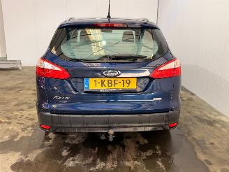 Ford Focus 1.0 Ti-VCT EcoBoost 12V 125 Combi/o  Benzine 998cc 92kW (125pk) FWD picture 4