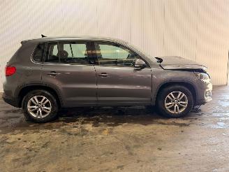 Volkswagen Tiguan 1.4 TSI 16V SUV  Benzine 1,390cc 90kW (122pk) FWD picture 3
