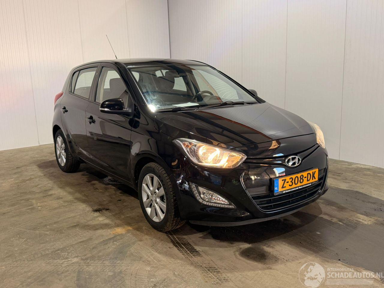 Hyundai I-20 1.2i 16V Hatchback  Benzine 1.248cc 63kW (86pk) FWD