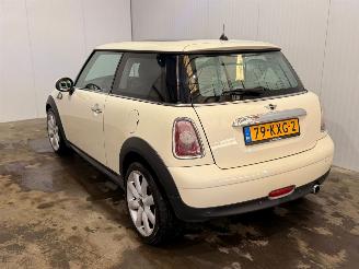 Unfallwagen Mini Mini 1.4 16V One Hatchback  Benzine 1.397cc 70kW (95pk) FWD 2009/3