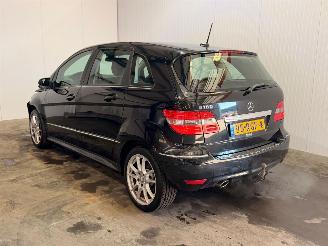 Schadeauto Mercedes B-klasse 1.5 B-160 16V Hatchback  Benzine 1 498cc 70kW (95pk) FWD 2011/5