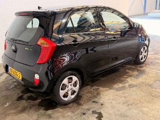 Kia Picanto 1.2 16V Hatchback  Benzine 1.248cc 63kW (86pk) FWD picture 3