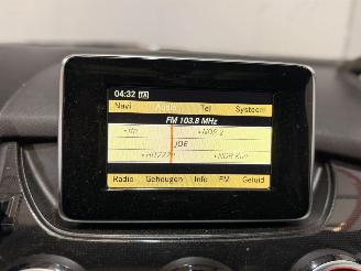 Mercedes B-klasse 1.6 B-180 BlueEFFICIENCY Turbo 16V Hatchback  Benzine 1.595cc 90kW (122pk) FWD picture 15