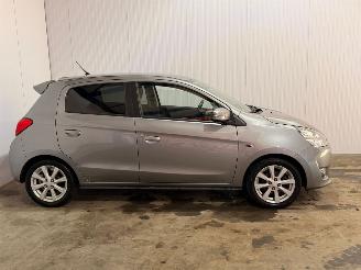 Mitsubishi Space-star 1.2 12V Hatchback  Benzine 1.193cc 59kW (80pk) FWD picture 2