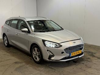 Ford Focus 1.0 Ti-VCT EcoBoost 12V 100 Combi/o  Benzine 999cc 74kW (101pk) FWD picture 3