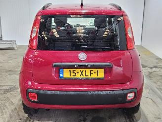 Fiat Panda 0.9 TwinAir Turbo 85 Hatchback  Benzine 875cc 63kW (86pk) FWD picture 2
