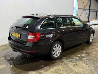 Skoda Octavia 1.0 TSI 12V Combi/o 4Dr Benzine 999cc 85kW (116pk) FWD picture 3