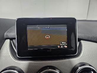 Mercedes B-klasse 1.5 B-180 CDI,d 16V Hatchback  Diesel 1.461cc 80kW (109pk) FWD picture 14