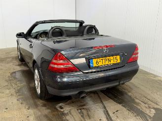  Mercedes SLK 2.0 200 16V Cabrio  Benzine 1.998cc 100kW (136pk) RWD 2000/4
