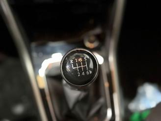 Volkswagen T-Roc 1.0 TSI 12V SUV  Benzine 999cc 81kW (110pk) FWD picture 11