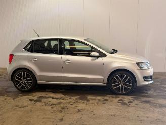 Volkswagen Polo 1.4 16V Hatchback  Benzine 1.390cc 63kW (86pk) FWD picture 2