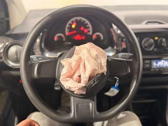 Volkswagen Up! 1.0 12V 60 Hatchback  Benzine 999cc 44kW (60pk) FWD picture 17