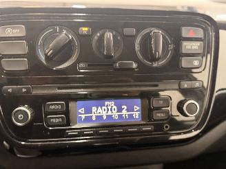 Volkswagen Up! 1.0 12V 60 Hatchback  Benzine 999cc 44kW (60pk) FWD picture 15