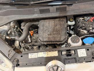 Volkswagen Up! 1.0 12V 60 Hatchback  Benzine 999cc 44kW (60pk) FWD picture 5