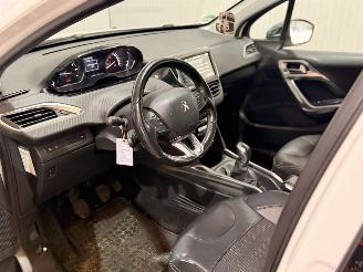 Peugeot 2008 1.2 Vti 12V PureTech 82 MPV  Benzine 1.199cc 60kW (82pk) FWD picture 13