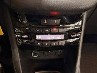 Peugeot 2008 1.2 Vti 12V PureTech 82 MPV  Benzine 1.199cc 60kW (82pk) FWD picture 15