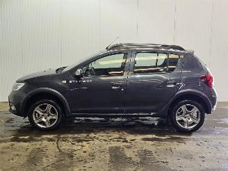 Dacia Sandero 0.9 TCE 12V Hatchback  Benzine 898cc 66kW (90pk) FWD picture 6