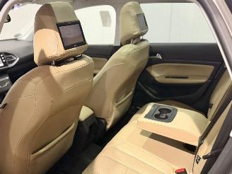 Peugeot 308 1.6 BlueHDi 120 Combi/o 4Dr Diesel 1,560cc 88kW (120pk) FWD picture 10