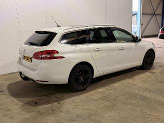 Peugeot 308 1.6 BlueHDi 120 Combi/o 4Dr Diesel 1,560cc 88kW (120pk) FWD 2015/11