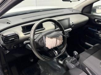 Citroën C4 cactus 1.2 PureTech 82 12V Hatchback 4Dr Benzine 1.199cc 60kW (82pk) FWD picture 11