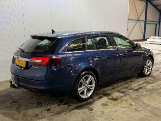 Schadeauto Opel Insignia 2.0 CDTI 16V 140 ecoFLEX Combi/o  Diesel 1.956cc 103kW (140pk) FWD 2014/5