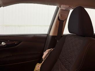 Nissan Qashqai 1.2 Benzine grijs 1197CC picture 12