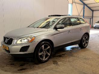 Volvo Xc-60 2.0 DRIVe 20V SUV  Diesel 1.984cc 120kW (163pk) FWD picture 3
