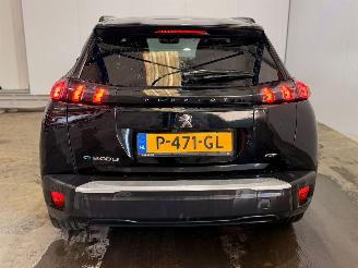 Peugeot e-2008 e-2008 50 kWh MPV  Elektrisch  100kW (136pk) FWD 2019-09 (UKZKX) ZKX picture 8